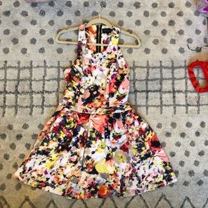 Romeo + Juliet couture large cocktail dress